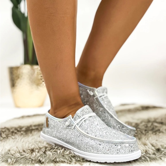 NWT Corky’s Iridescent New Glitter On Deck Shoes Size 10 - Picture 3 of 7